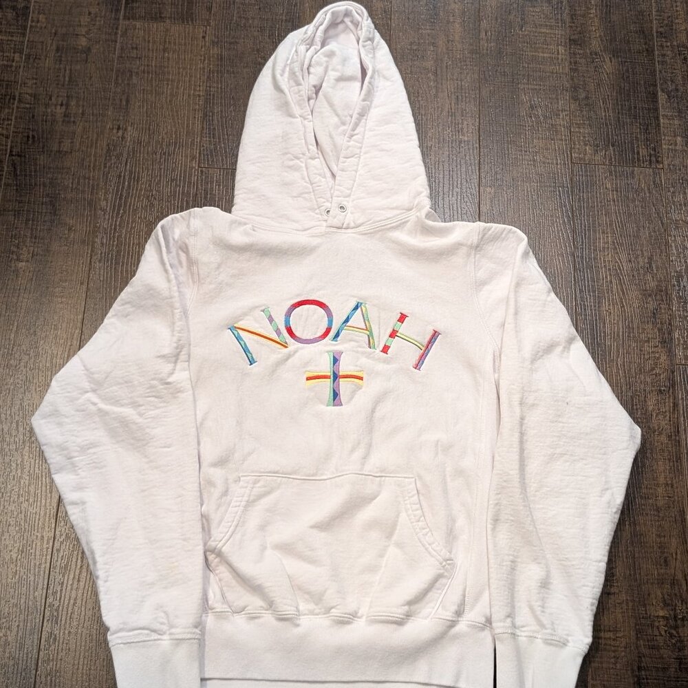 Noah White Core Logo Embroidered Hoodie Made in Canada- Size S (19x24.5)